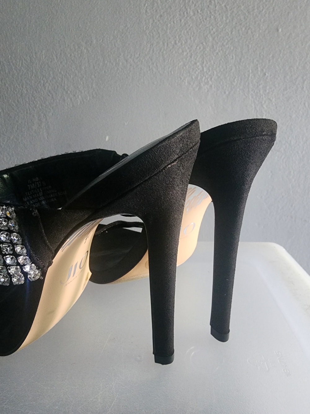 Jennifer Lopez by Jennifer Lopez Black Crystal-Embellished Mule Heels - Picture 4 of 4
